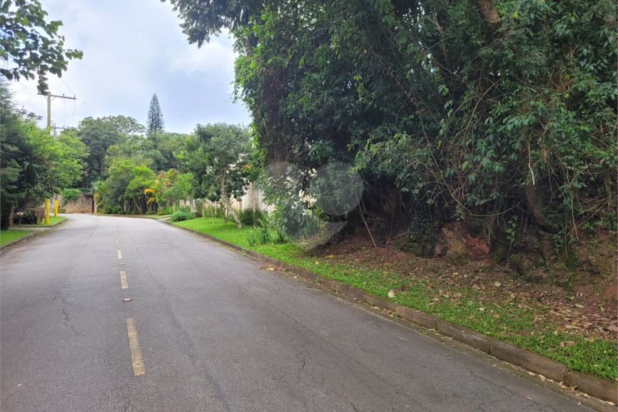 Terreno à venda no condomínio Alpes da Cantareira, Mairiporã - SP