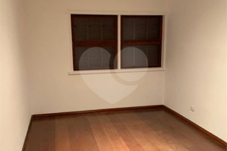 Apartamento à venda com 3 quartos, sendo 1 suíte, em Jardim Paulista, São Paulo, SP