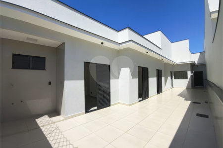 Casa à venda ou para alugar com 3 quartos, sendo 1 suíte, no condomínio Condomíno Helena Maria, Sorocaba - SP