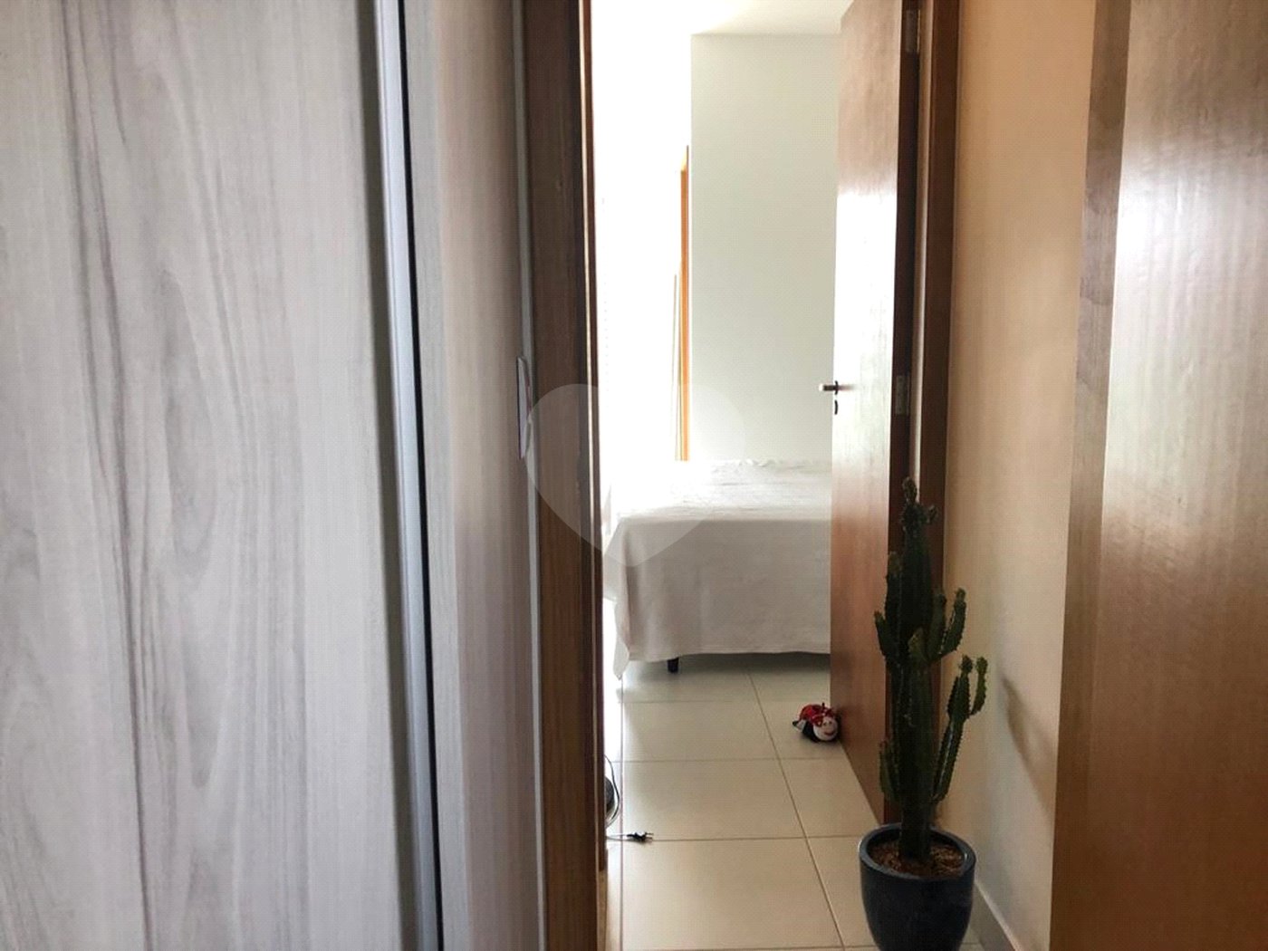 Casa à venda com 2 suítes no condomínio martinha, São Paulo - SP