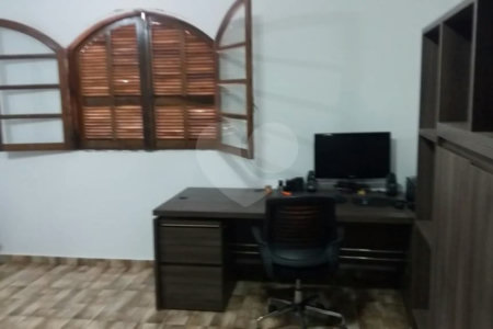 Sobrado à venda com 3 quartos, sendo 1 suíte, em Vila Mazzei, São Paulo, SP
