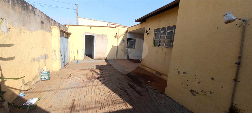 Casa Térrea à venda com 3 quartos em Ipiranga, Ribeirão Preto, SP