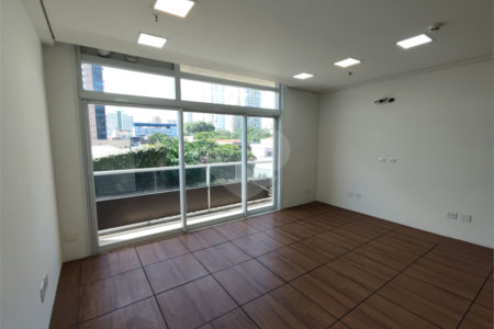Sala à venda em Lapa, São Paulo, SP