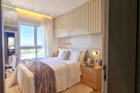 Apartamento à venda com 4 suítes em Vila Embaré, Valinhos, SP