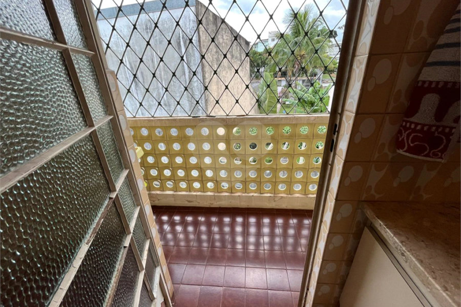 Sobrado à venda com 5 quartos, sendo 1 suíte, em Palmas do Tremembé, São Paulo, SP