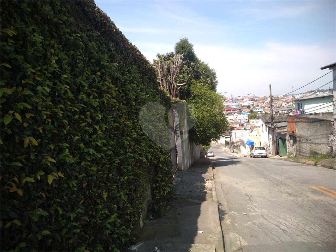 Casa à venda com 3 quartos, sendo 1 suíte,  em Vila Oliveira, Mogi das Cruzes, SP