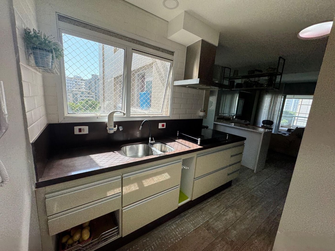 Apartamento Alto Padrão, 103 m² e 3 dormitórios à venda no José Menino - Santos/SP