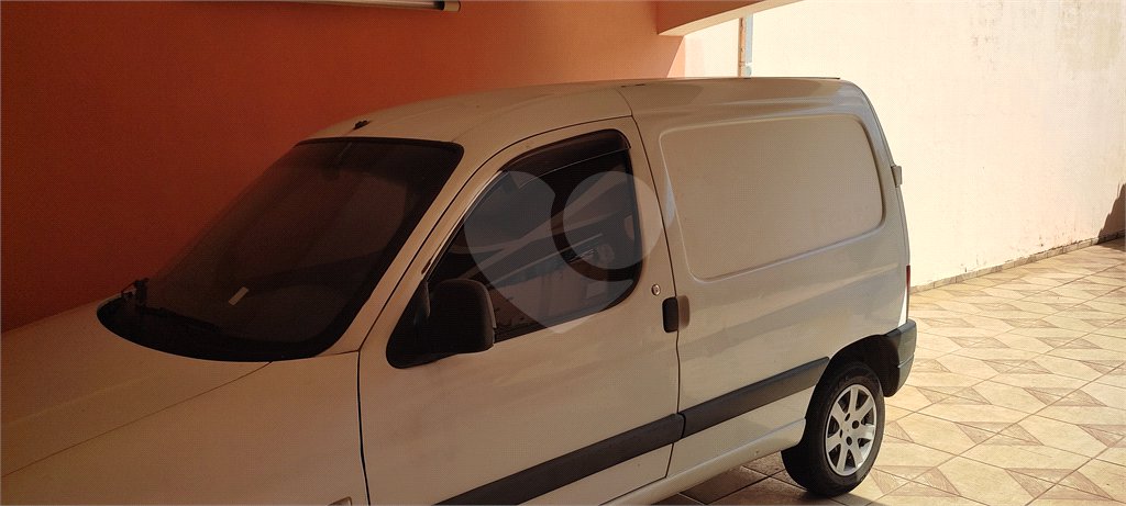 Sobrado à venda com 3 quartos, sendo 1 suíte, em Vila Almeida, Indaiatuba, SP
