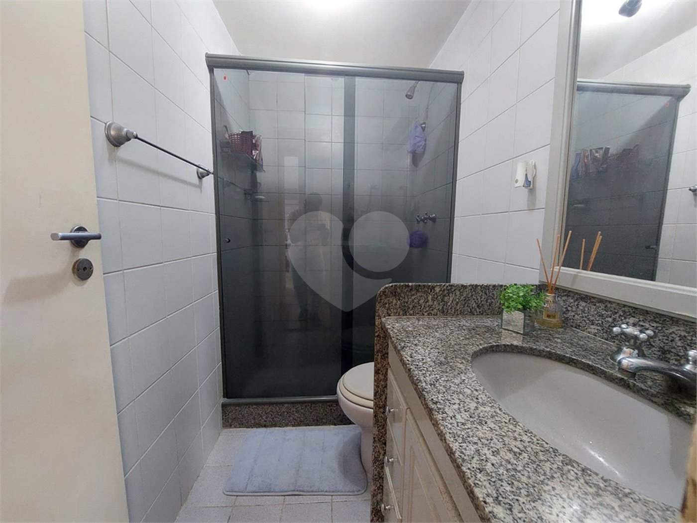 Cobertura à venda com 2 quartos, sendo 1 suíte,  em Tijuca, Rio de Janeiro, RJ