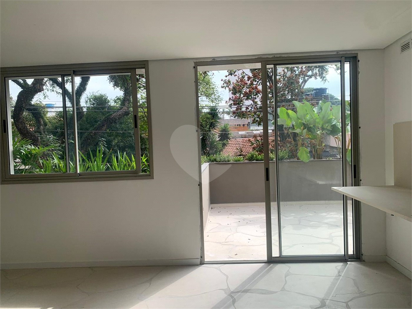 Apartamento à venda com 2 suítes em Vila Madalena, São Paulo, SP