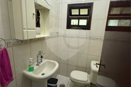 Casa à venda com 3 quartos, sendo 1 suíte, em Jardim Casa Branca, Suzano, SP