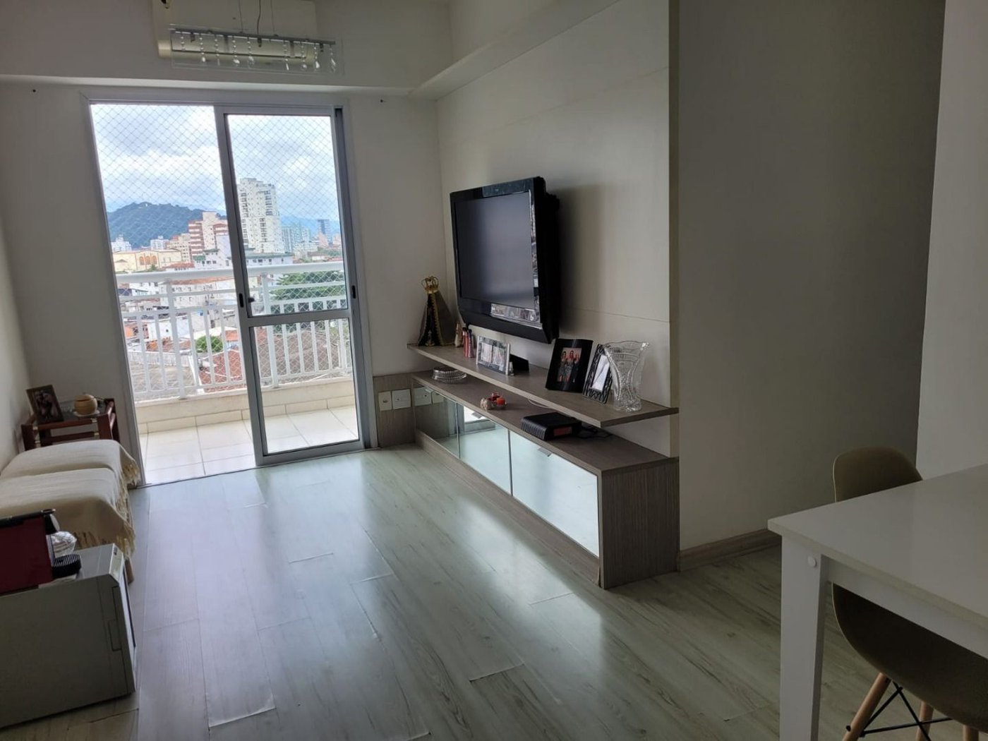Apartamento com 2 dormitórios à venda, 64 m² por R$ 590.000,00 - Marapé - Santos/SP