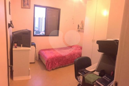 Apartamento à venda com 4 suítes em Bosque da Saúde, São Paulo, SP