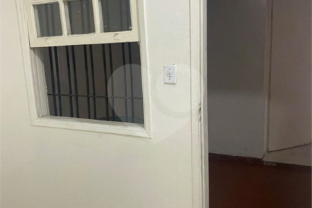 Sobrado à venda com 5 quartos, sendo 1 suíte, em Nova Piraju, São Paulo, SP