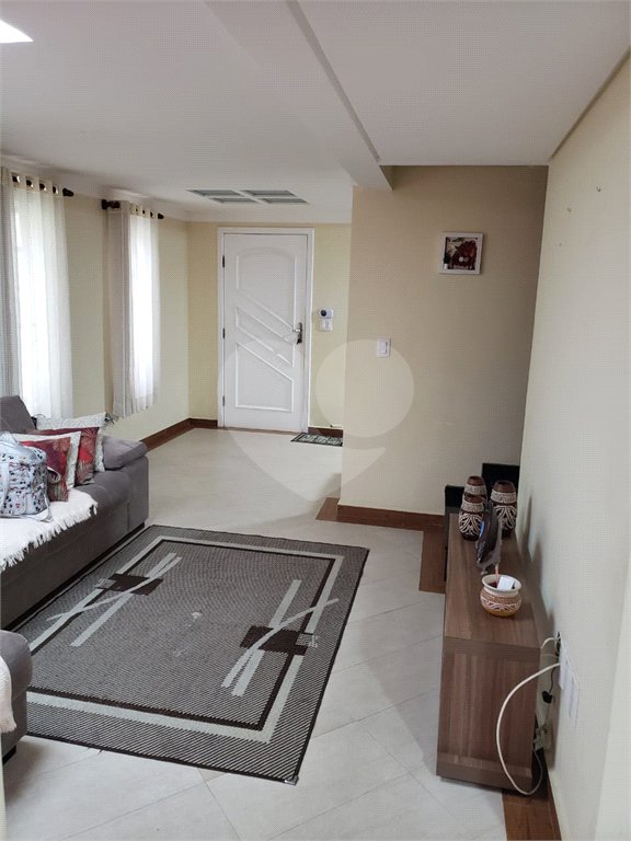 Casa à venda com 6 quartos, sendo 3 suítes, em Alto Ipiranga, Mogi das Cruzes, SP