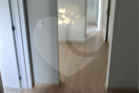 Casa à venda com 3 suítes no condomínio Reserva Ybyra, Atibaia - SP