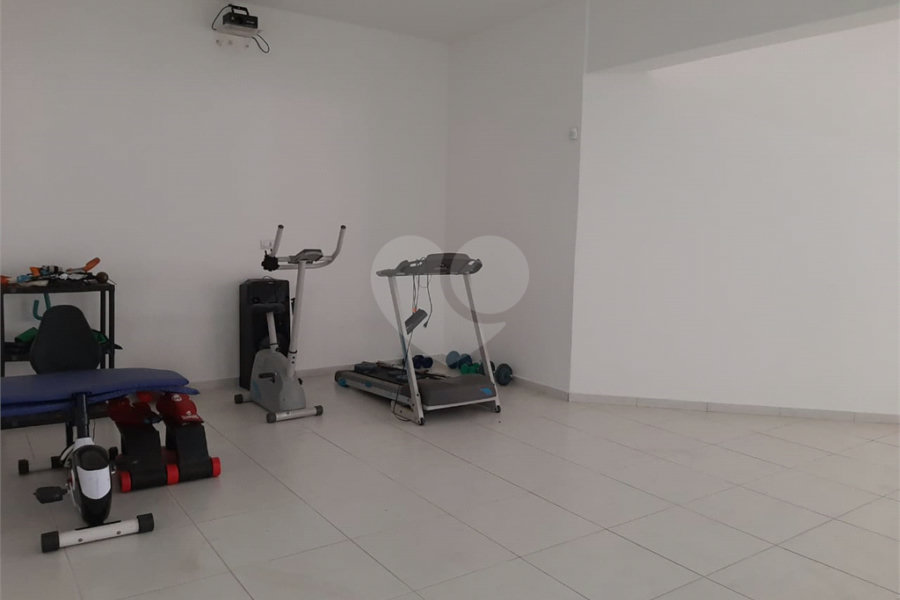 Sobrado à venda com 4 quartos, sendo 3 suítes, em Tremembé, São Paulo, SP