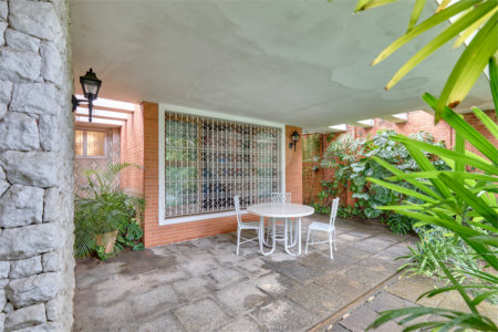Casa Térrea à venda com 3 quartos, sendo 1 suíte, em Chácara Monte Alegre, São Paulo, SP