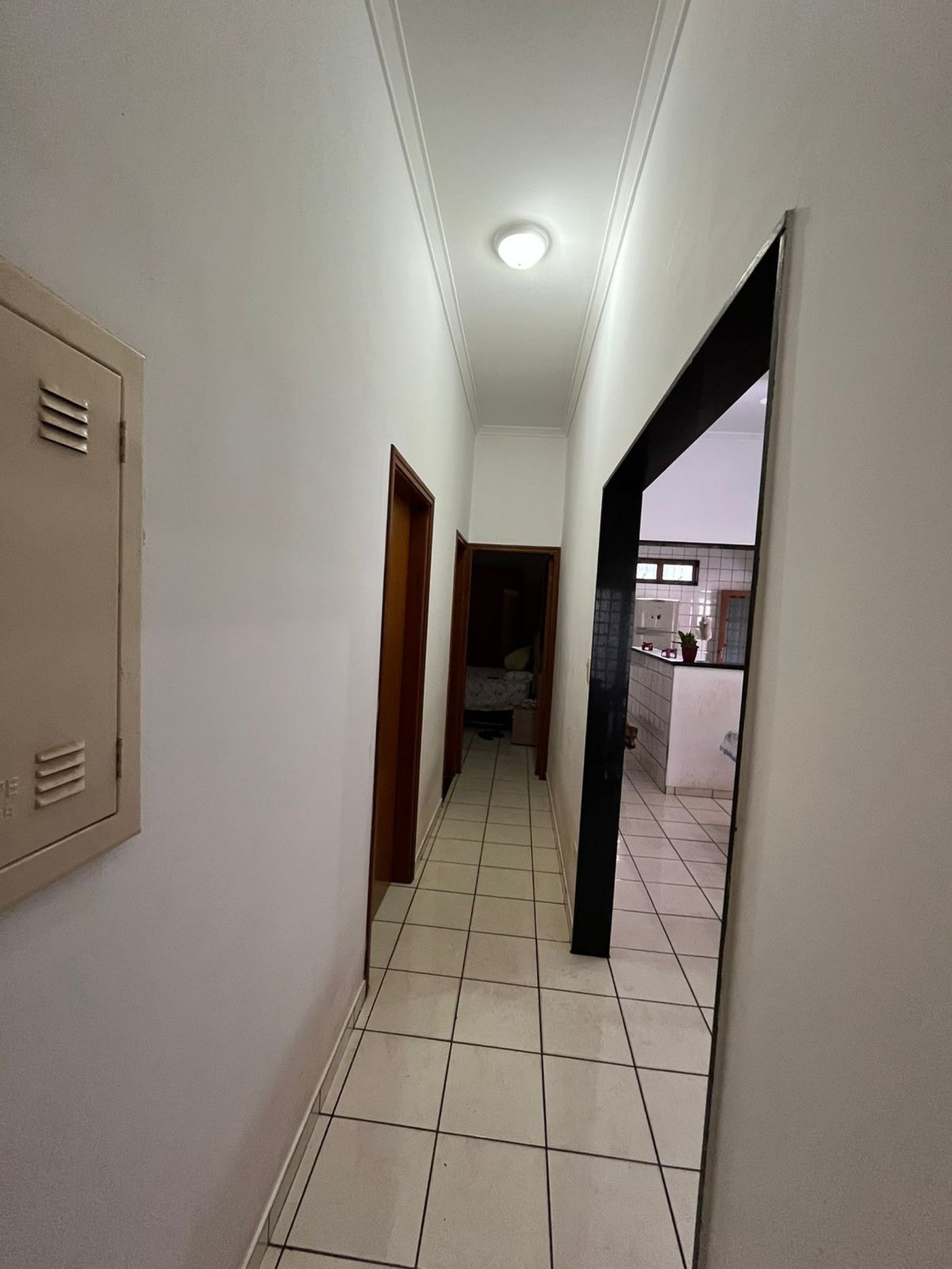 Casa à venda com 3 quartos, sendo 1 suíte,  em Jardim Primaveril, Três Lagoas, MS