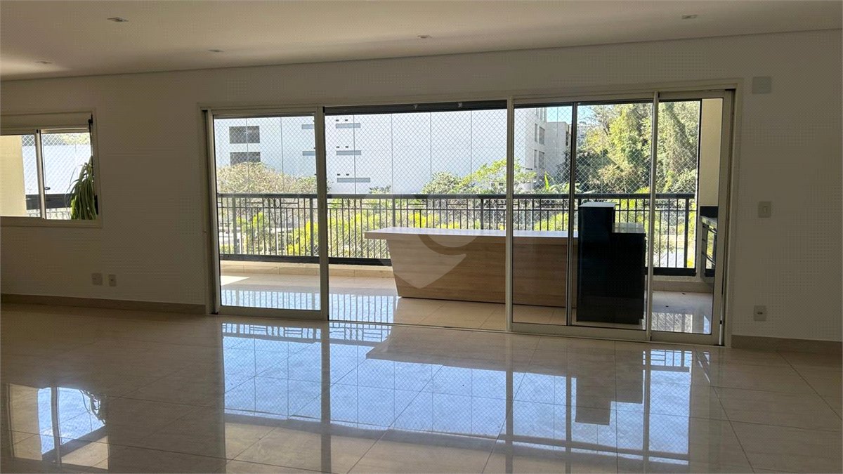 Apartamento para alugar com 3 suítes em Santana, São Paulo, SP