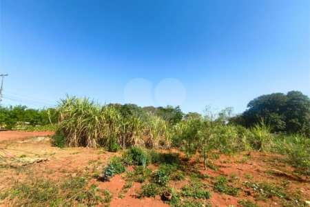 Terreno à venda em Vila Mazzei, Itapetininga, SP