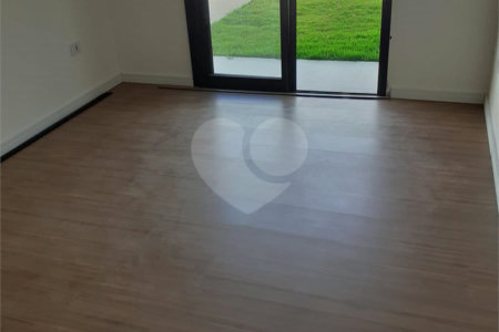 Terreno à venda com 3 suítes no condomínio Residencial Veneza, Mogi das Cruzes - SP