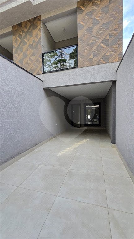 Sobrado à venda ou para alugar com 3 quartos, sendo 1 suíte,  em Parque Maria Domitila, São Paulo, SP