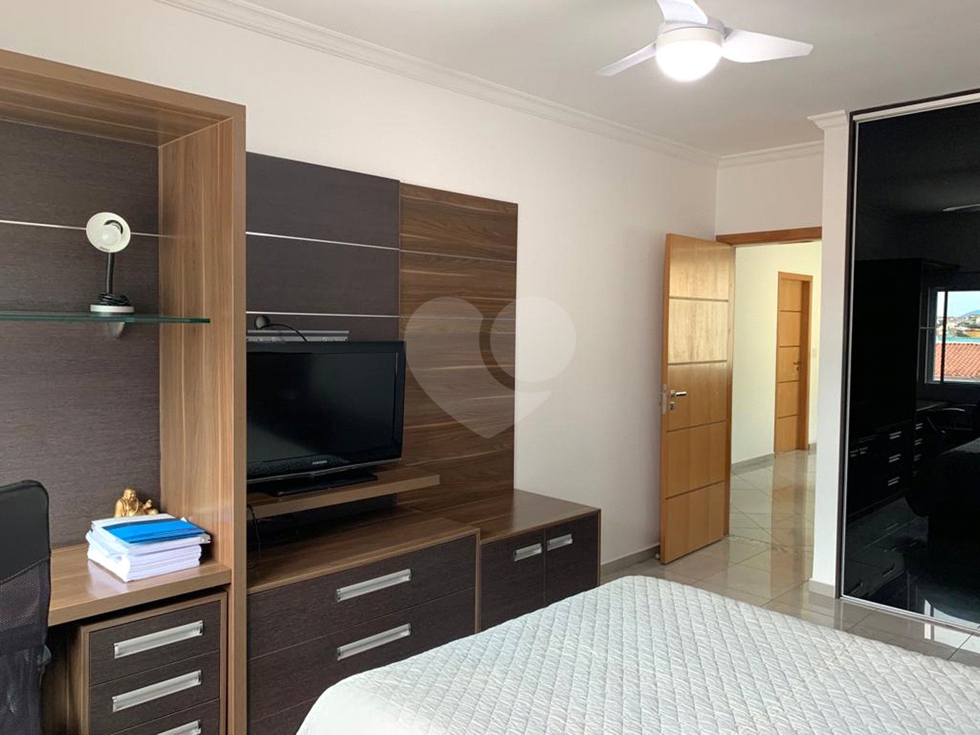 Sobrado à venda com 3 quartos, sendo 2 suítes,  em Tremembé, São Paulo, SP