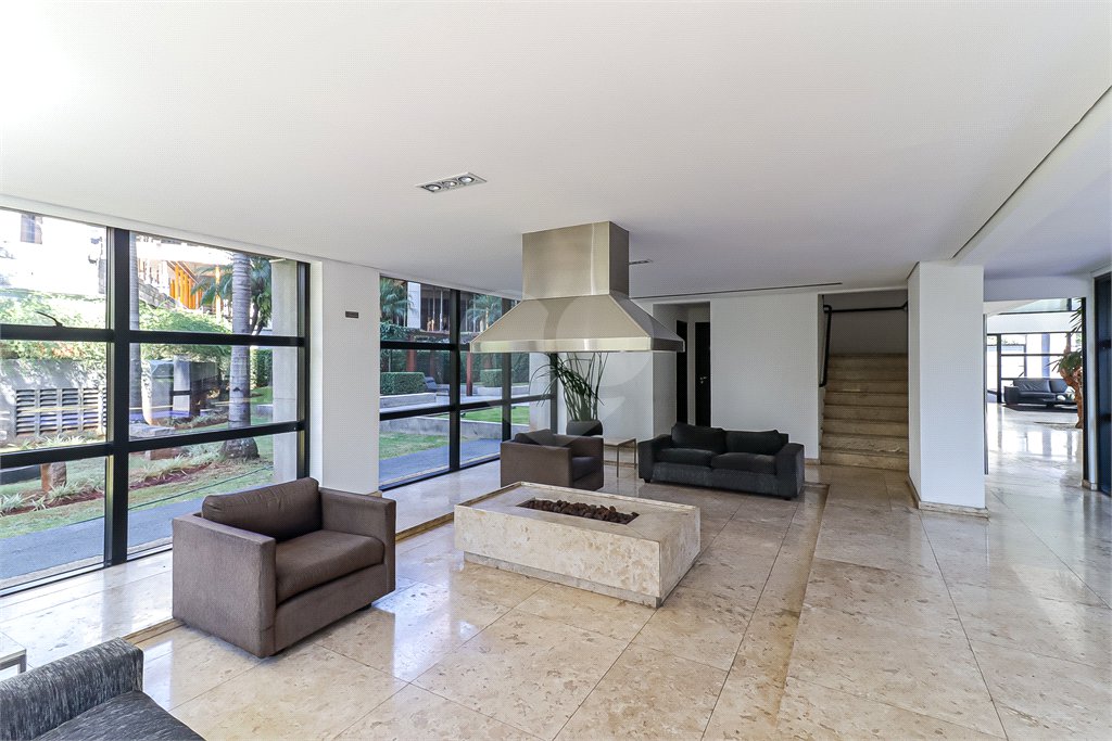 Duplex à venda com 1 suíte em Vila Nova Conceição, São Paulo, SP