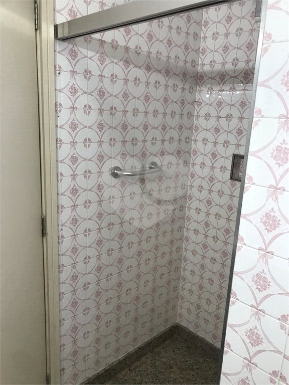 Sobrado à venda com 5 quartos, sendo 1 suíte, em Jardim São Bento, São Paulo, SP
