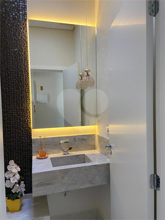 Casa à venda com 3 suítes no condomínio Residencial Maria Dulce, Indaiatuba - SP