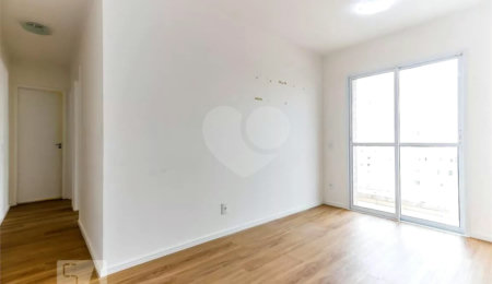 Apartamento à venda ou para alugar com 2 quartos em Parque Vitória, São Paulo, SP