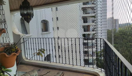 Apartamento à venda com 4 suítes em Jardim Marajoara, São Paulo, SP