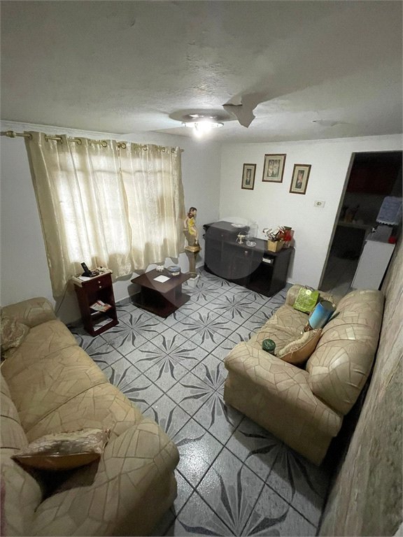 Casa Térrea à venda com 5 quartos em Vila Medeiros, São Paulo, SP