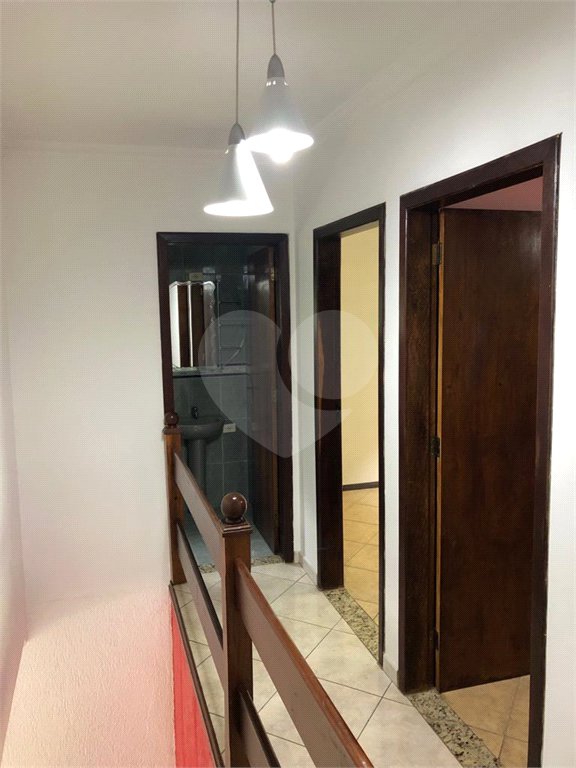 Casa à venda com 3 quartos, sendo 1 suíte, no condomínio Jardim das Pedras, São Paulo - SP