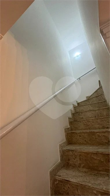 Casa à venda com 2 suítes no condomínio Santana, São Paulo - SP