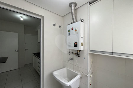 Apartamento para alugar com 3 quartos, sendo 1 suíte, em Barra Funda, São Paulo, SP