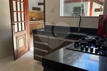 Casa à venda com 4 quartos, sendo 2 suítes, em Peró, Cabo Frio, RJ