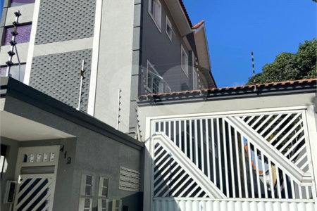 Casa de Vila à venda com 2 quartos, sendo 1 suíte, em Silveira, Santo André, SP