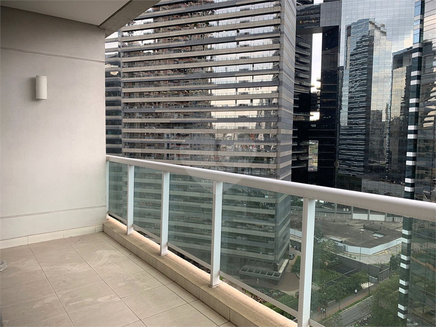 Sala à venda em Chácara Santo Antônio, São Paulo, SP