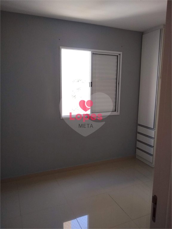 Apartamento à venda com 2 quartos, sendo 1 suíte,  em Jardim São Leopoldo, São José dos Campos, SP