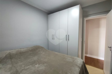 Apartamento à venda com 3 quartos, sendo 1 suíte,  em Vila Monumento, São Paulo, SP