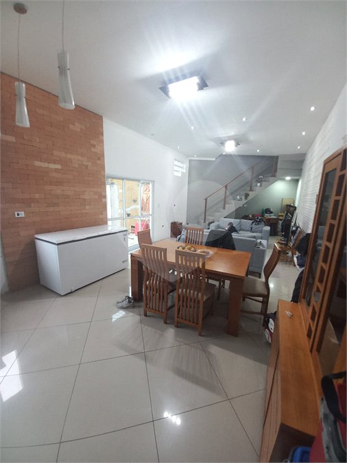 Sobrado à venda com 3 quartos, sendo 1 suíte, em Jordanópolis, São Bernardo do Campo, SP