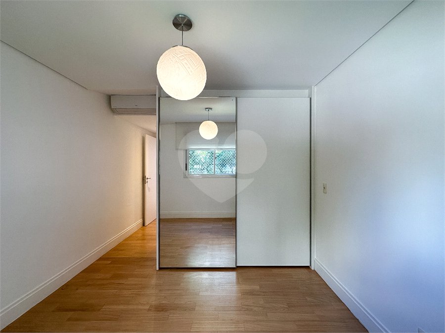 Casa à venda com 4 suítes no condomínio Quadra Real Campo Belo, São Paulo - SP