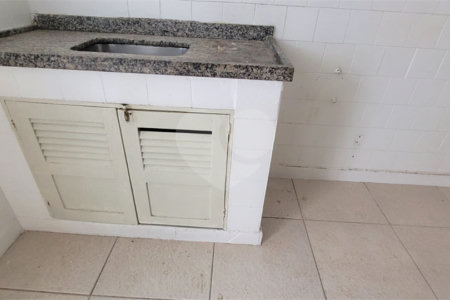 Apartamento à venda com 2 quartos em Aclimação, São Paulo, SP