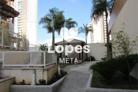 Apartamento à venda com 3 quartos, sendo 1 suíte, em Parque Residencial Aquarius, São José dos Campos, SP