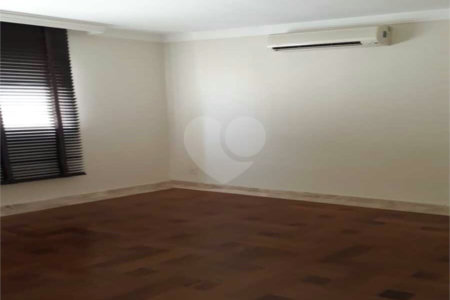 Lindo Apto Edifício Raquel Venda com Sacada gourmet.com 03 dormitórios 01 suíte