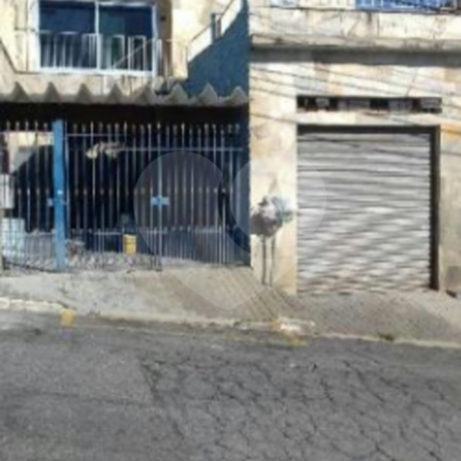 Casa à venda com 4 quartos, sendo 1 suíte, em Chora Menino, São Paulo, SP
