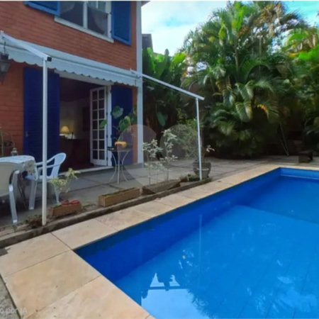 Casa à venda com 4 quartos, sendo 2 suítes,  em Jardim Botânico, Rio de Janeiro, RJ