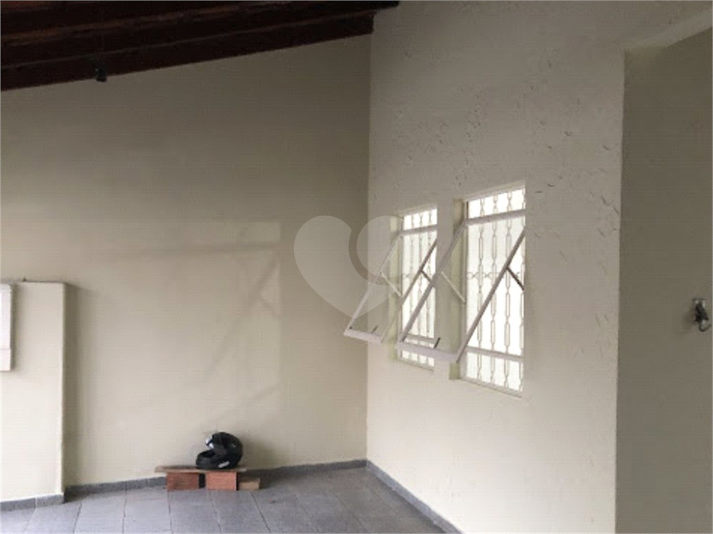 Casa à venda com 3 quartos, sendo 1 suíte, em Loteamento Terras de São Pedro e São Paulo, Salto, SP